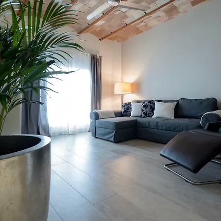 Eva's Apartment